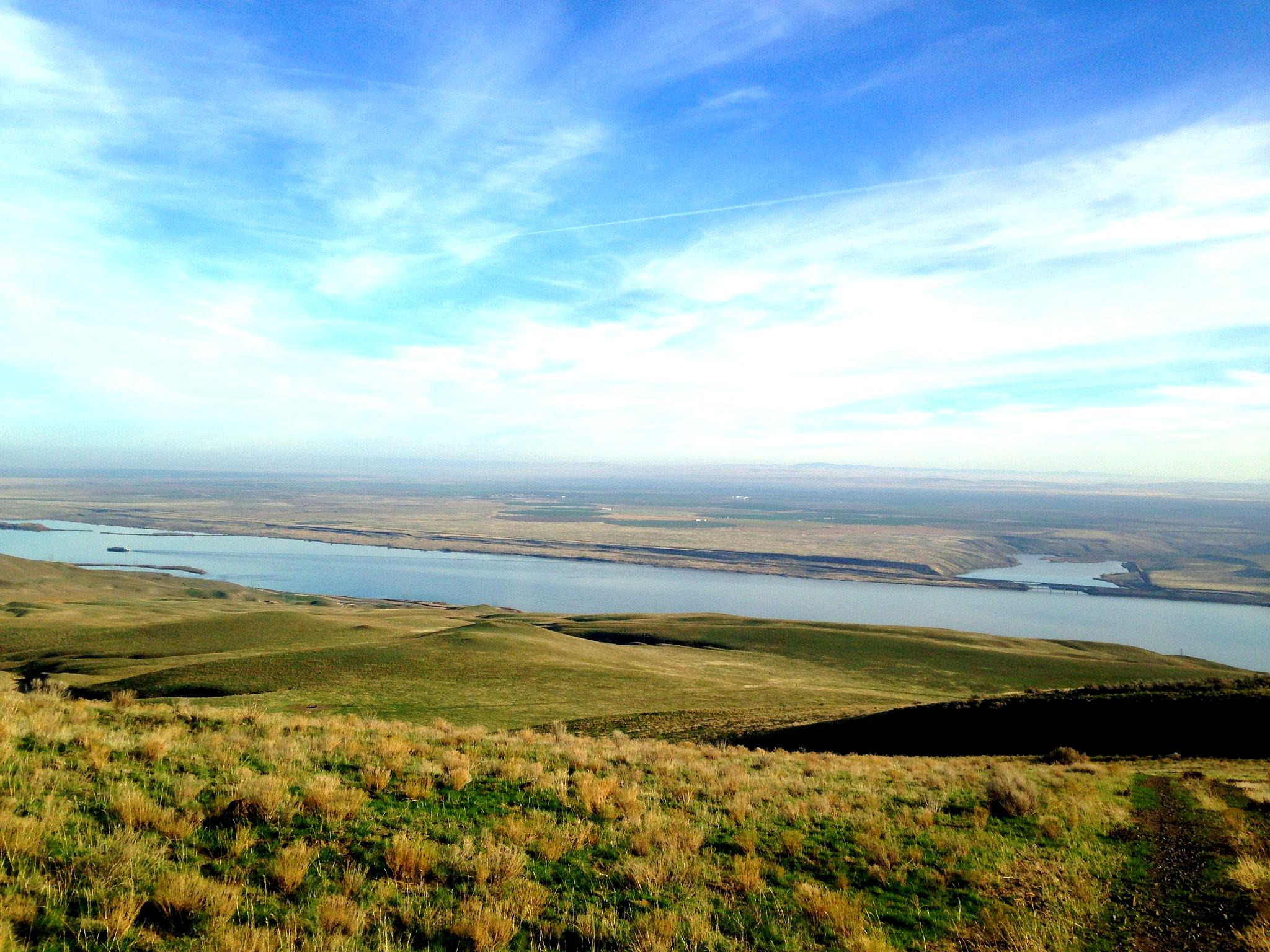 Columbia River ranch lands